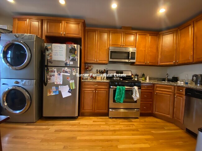 Photo - 11 Leverett St Unit 3