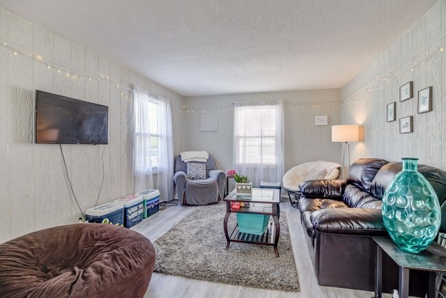 Photo - 110 Homestead Ave