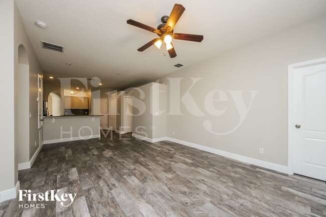 9953 Shadow Creek Dr