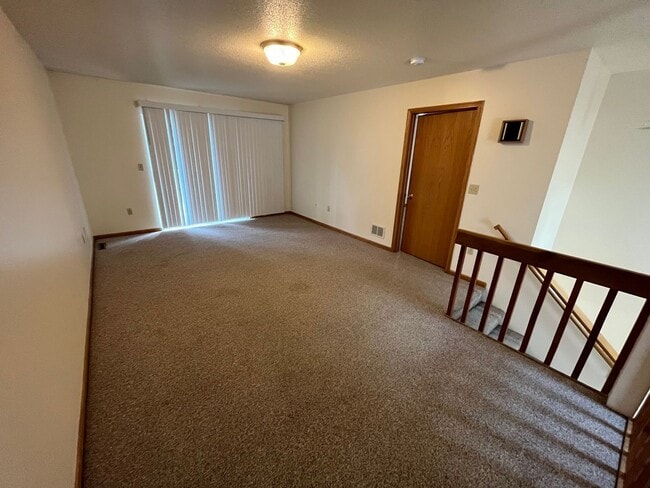 Photo - 629 29th Ave NE Unit 629 29th Ave N Apt 4