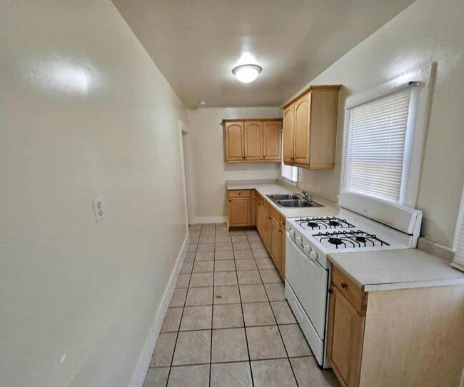 Photo - 6801 Fishback Ave