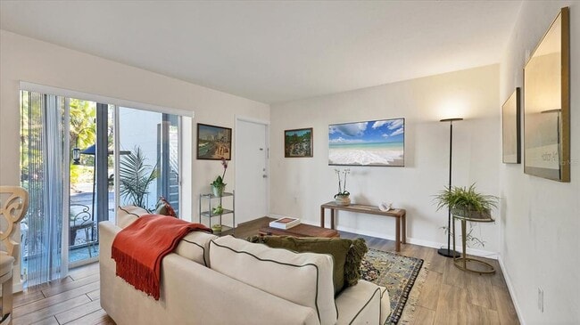 Photo - 2304 Ringling Blvd Unit 113