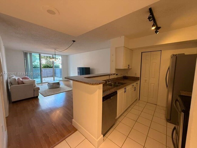 Photo - 1155 Brickell Bay Dr Unit 606