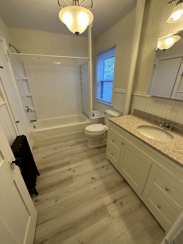Photo - 619 N 4th St