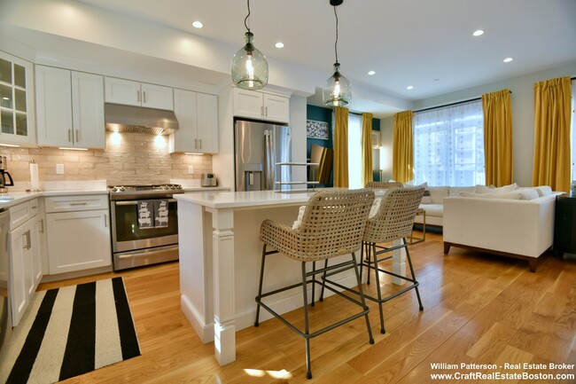 Photo - 145 Stoughton St Townhome