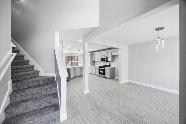 Photo - 21510 Broadstone Dr