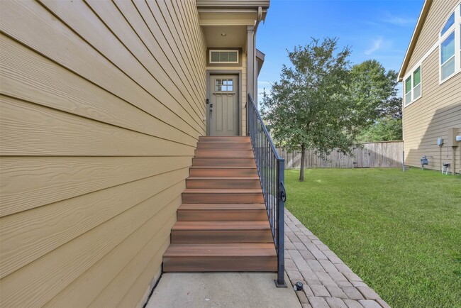 Photo - 210 Cheswood Forest Pl