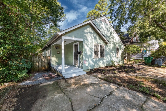 Building Photo - 1719 Club Rd Unit 1719