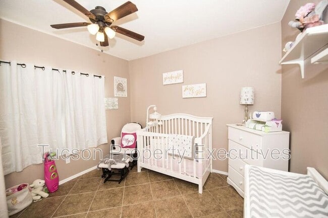 Photo - 12700 N Rodeo Land