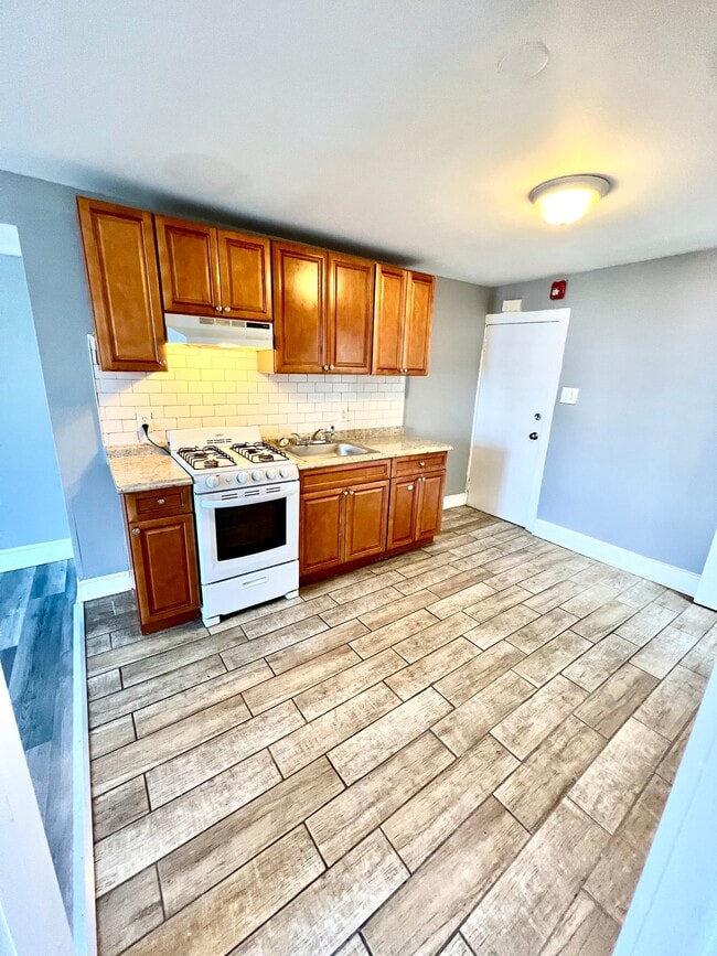 Photo - 904 E Tioga St Unidad Apt 2