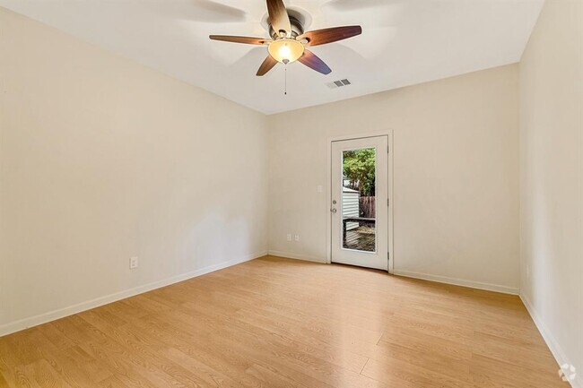 Building Photo - 2834 Pearl St Rental