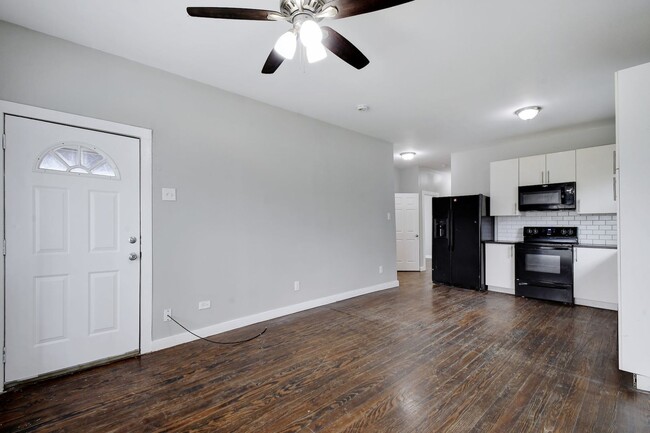 Photo - 3-Bedroom Home in Riverside