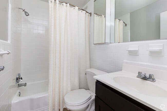 Photo - Monticello Falls Church