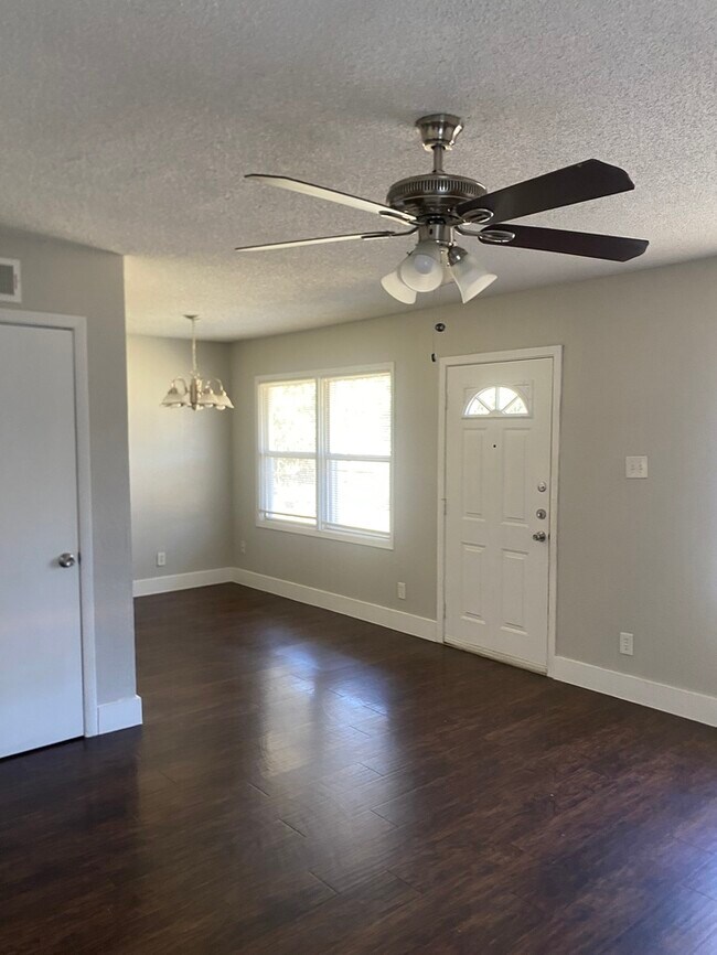 Photo - 4947 Corrigan Dr