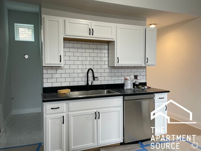 Building Photo - 2842 W Augusta Blvd Unit 3E Rental