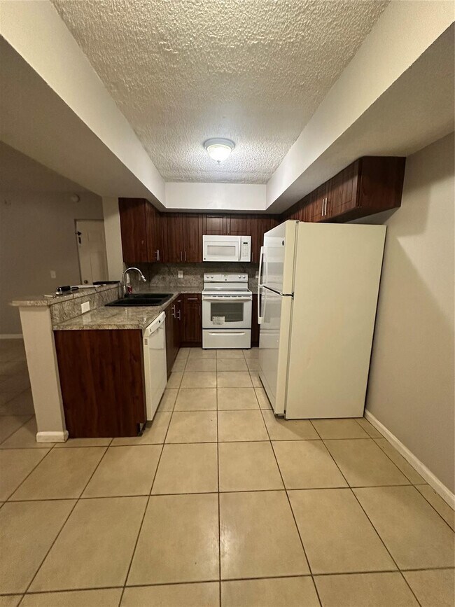 Photo - 5590 NW 61st St Unit 803