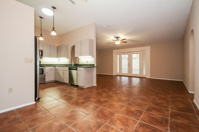 Photo - 2550 Briar Oak Cir