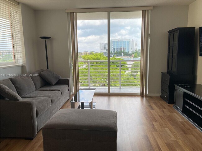 Photo - 18800 NE 29th Ave Unit 401