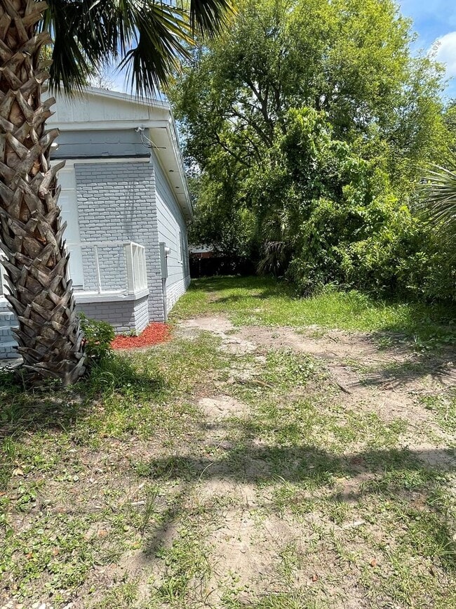 Photo - Fabulous 4 Bedroom 2 Bath!