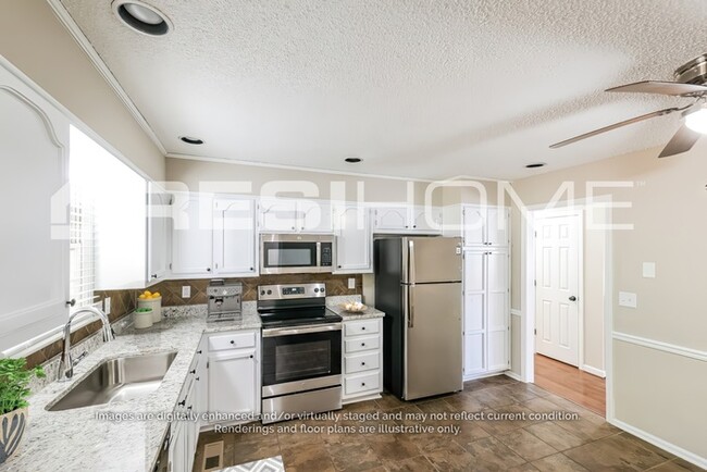 1028 Independence Ct