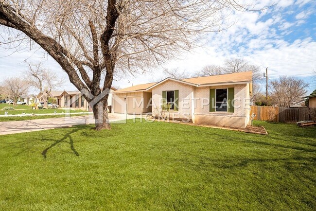 Photo - 1804 Easton Dr