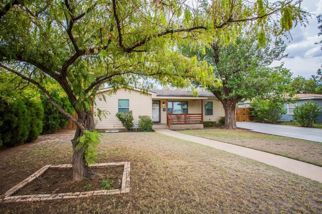 Building Photo - 4407 35th St