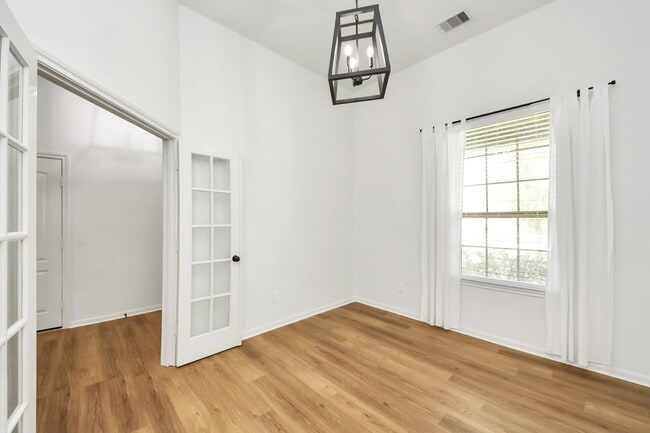 Photo - 17010 Upper Ridge Ln