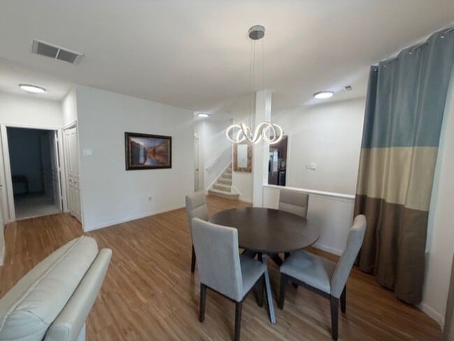 Photo - 5301 Brinsley Ln