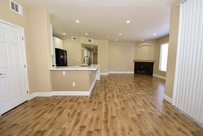 Photo - SPECIOUS 2 BED 2 BATH CONDO WITH ATTACHED CAR GRAGAE AT VISTANA Unit 204