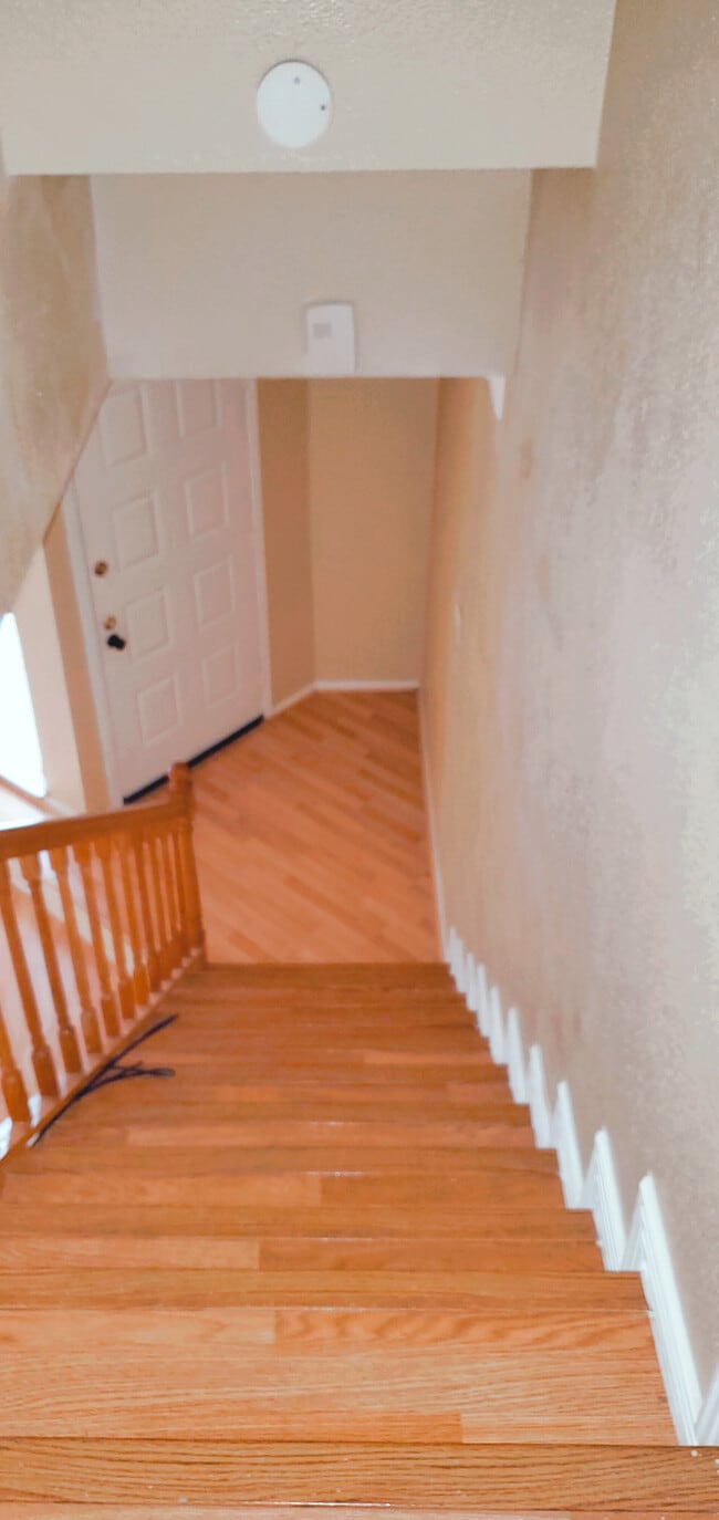 Building Photo - 10811 Richmond Ave Unit Pee Rental