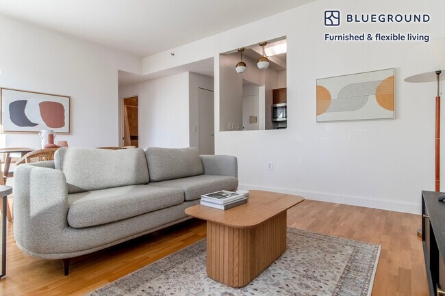 Photo - 130 W 15th St Unit SI FL15-ID1387