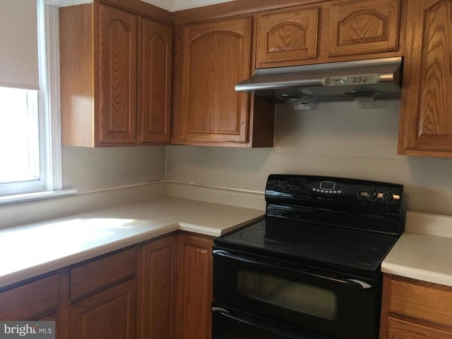 Photo - 1113 W Thompson St