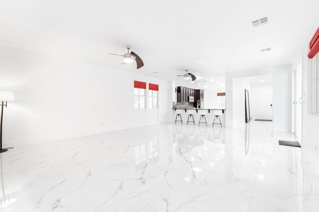 Photo - Immaculate 4 bedroom, 2 and 1 3/4 bath home located in the exclusive Master Planned Community Ins...