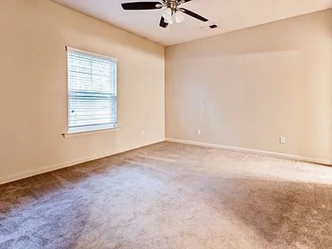 Photo - Magnolia Grove 226