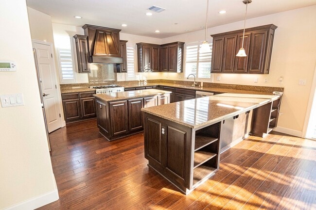 Photo - 2744 Valley Oak Pl