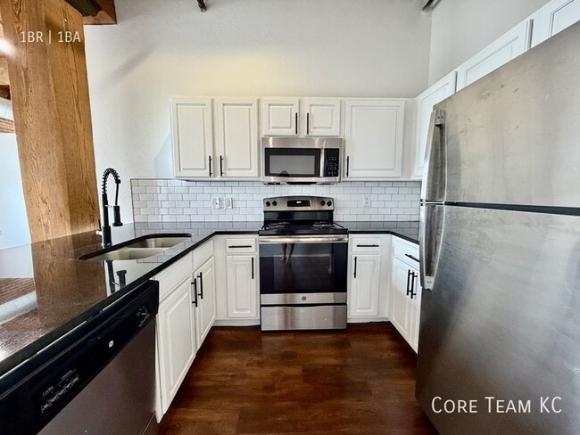 Photo - 202 W 5th St Unit 410