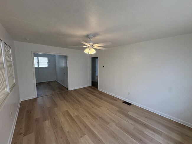Photo - 1906 63rd St