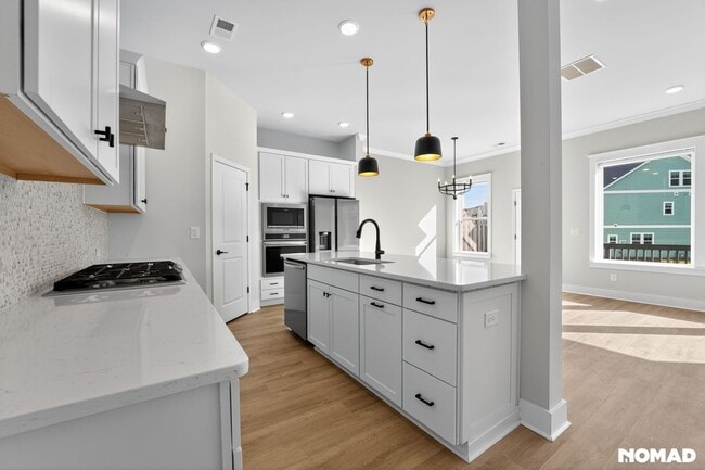 Photo - 8207 Houser St