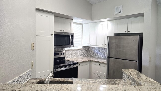 Photo - 3400 Pinewalk Dr N Unit 928