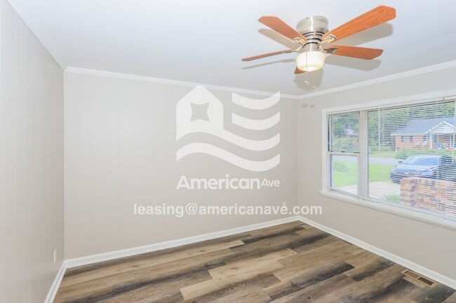 Photo - 207 Lawn St