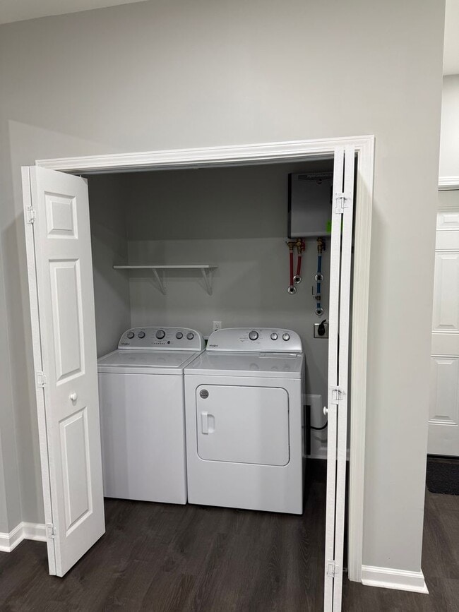 Photo - 1 Bed/1 Bath Apartment (Upstairs) Unidad D