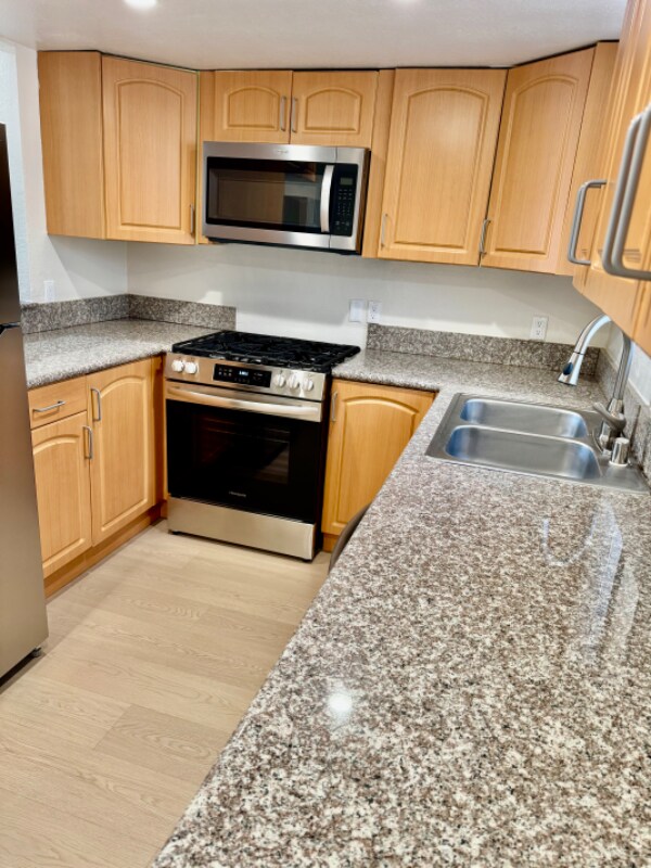 Photo - 11741 Gilmore St Unit 128