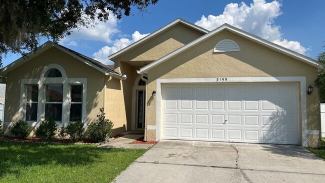Building Photo - Recently renovated 4 Bedroom, 2 Bathroom, ... Rental
