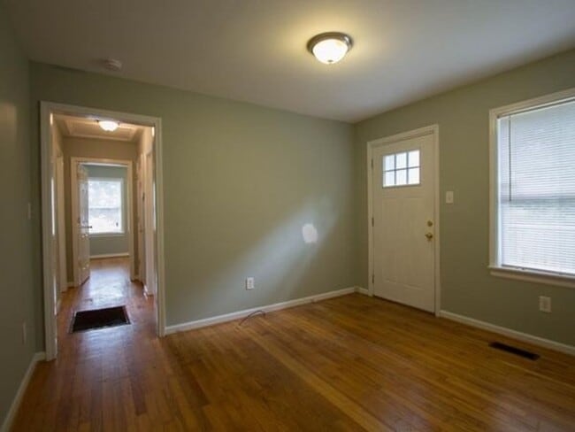Photo - 2261 5th St NE