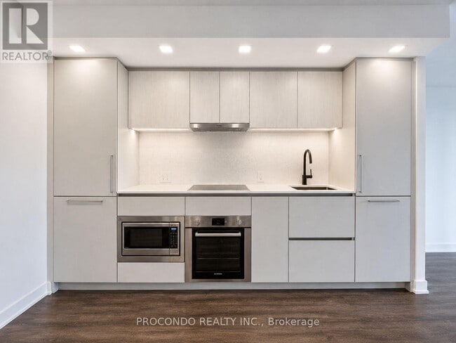 Photo - 609 Sherbourne St Unit 606