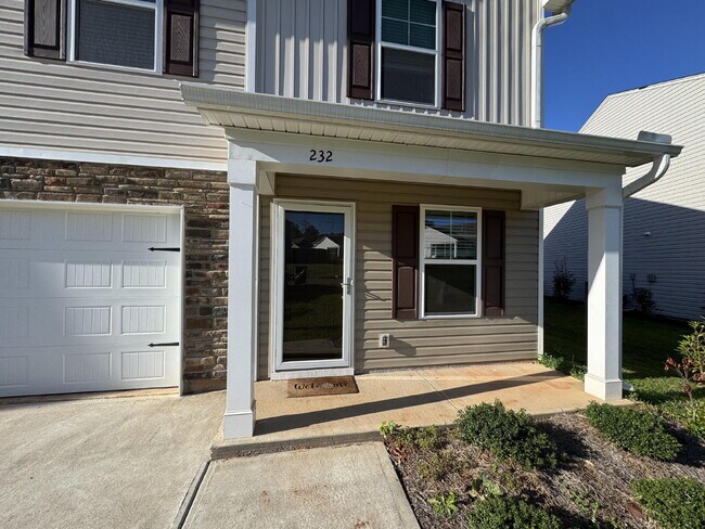 Photo - 4 bedroom home in Seneca