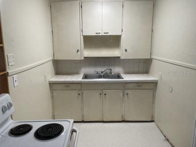 Photo - 4843 Haines Rd N