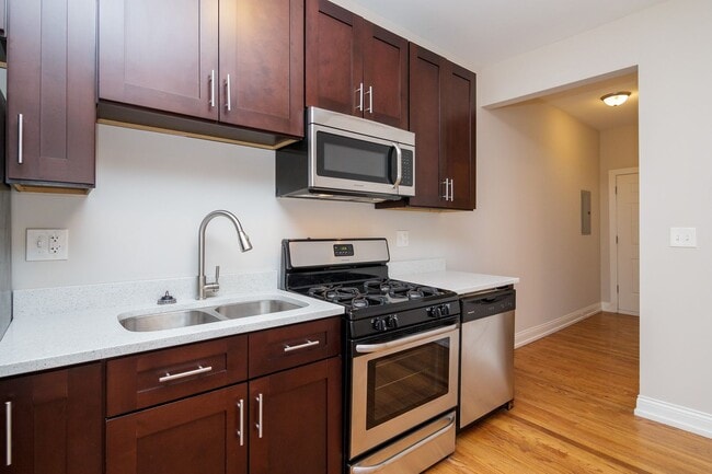 Photo - Portage Park Theater Apartments