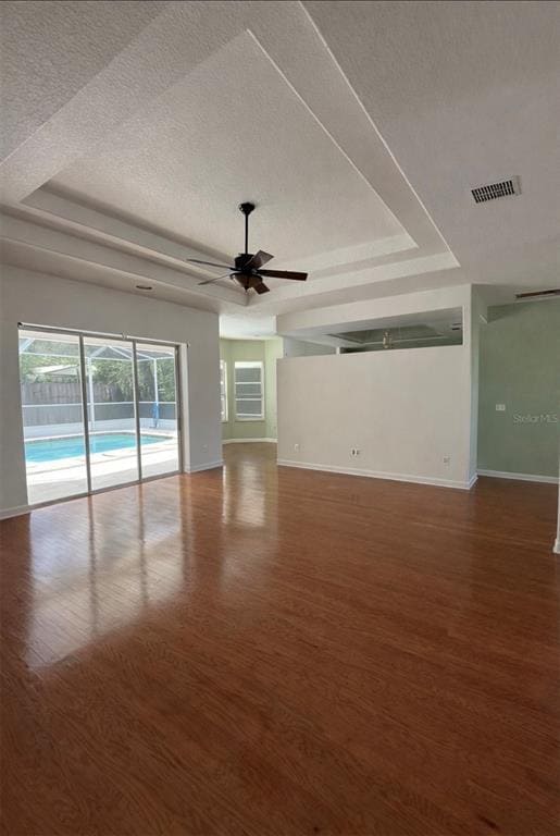 Photo - 9460 Hayward Rd