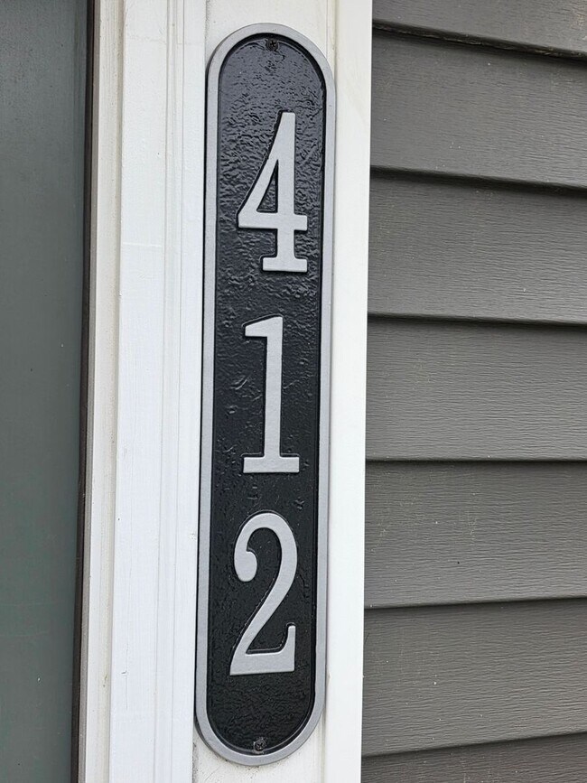 412 Bulkhead Pl